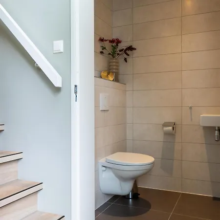 Bos Met Hottub | 6 Personen Wekerom