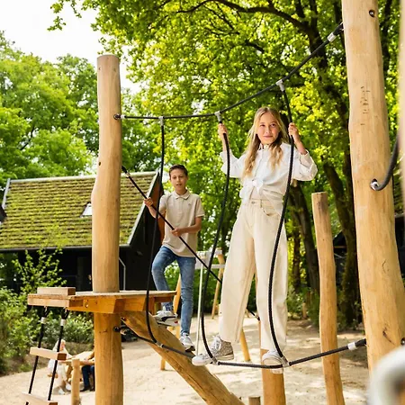 Bos Met Hottub | 6 Personen - Valley Wekerom