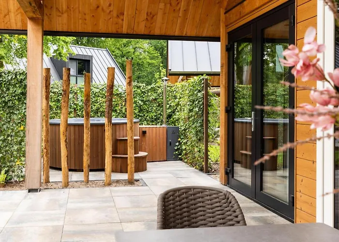 Bos Met Hottub | 6 Personen - Valley * Wekerom