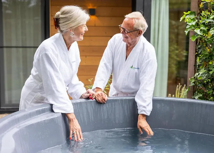 Bos Met Hottub | 6 Personen - Valley Semesterbostad Wekerom
